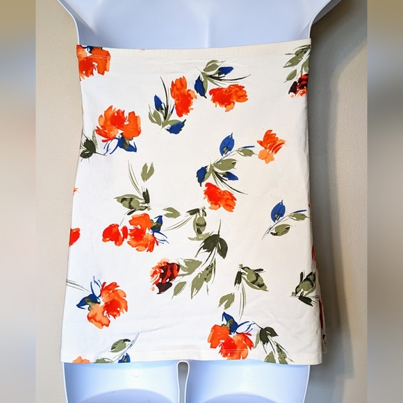 TORRID, NWOT, Foxy Knot Front, Floral Tube Top, Size 2X - Picture 5 of 13